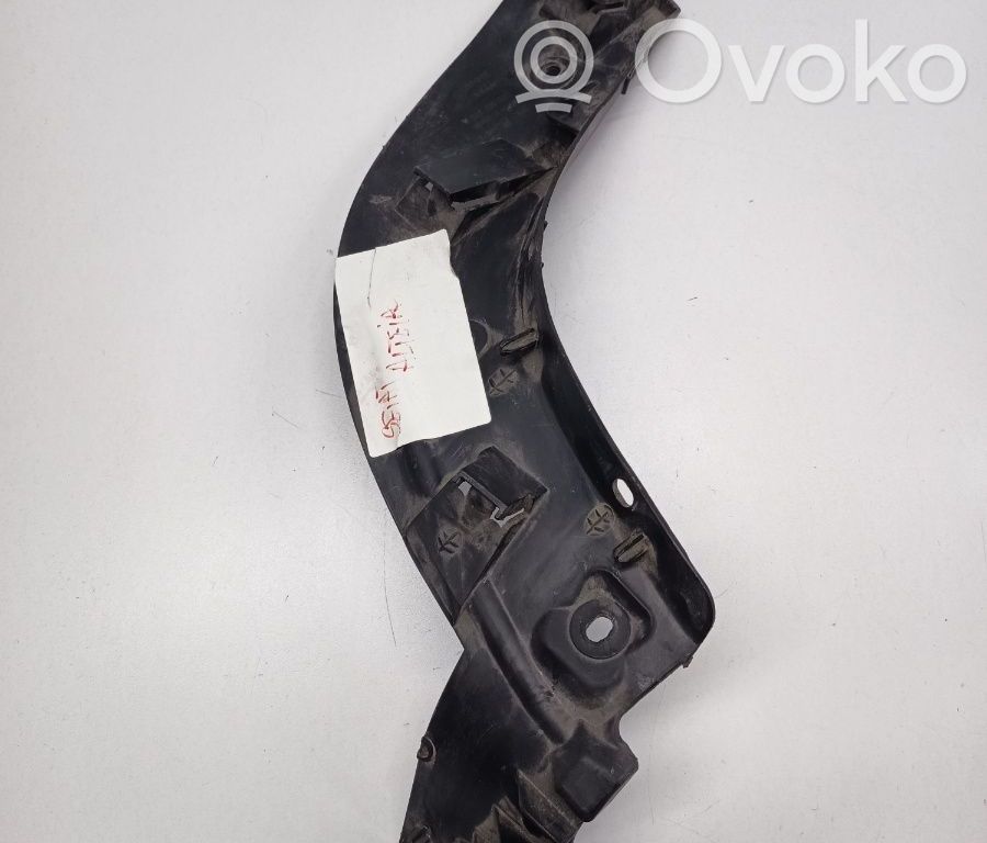 Rear bumper mounting bracket   5P0807375A