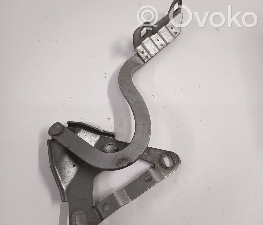 Opel Corsa C Konepellin saranat 