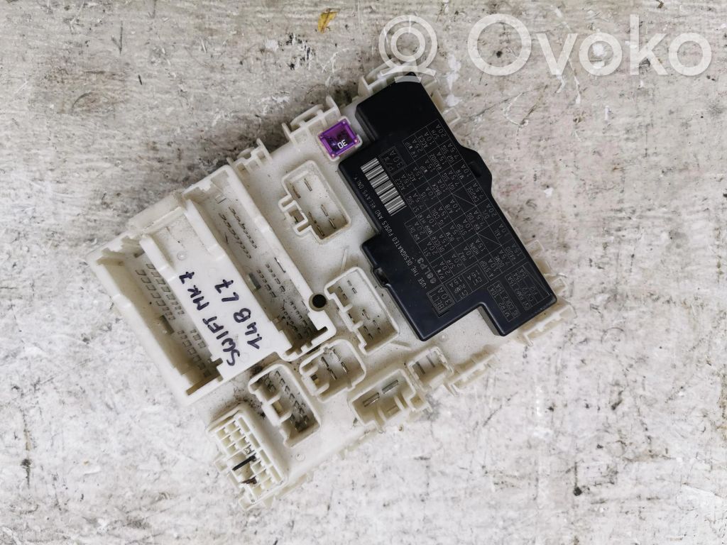 Suzuki Swift II Fuse module 