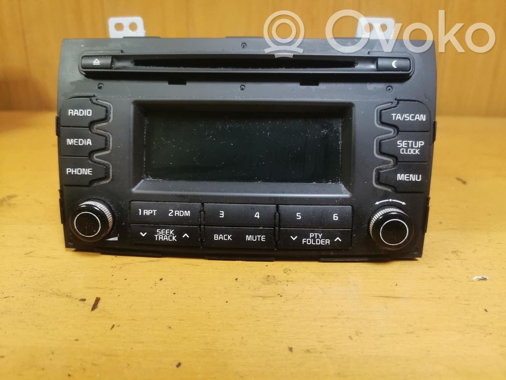 KIA Sportage Panel / Radioodtwarzacz CD/DVD/GPS 