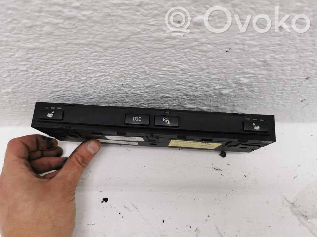 BMW 5 E60 E61 Fog light switch 
