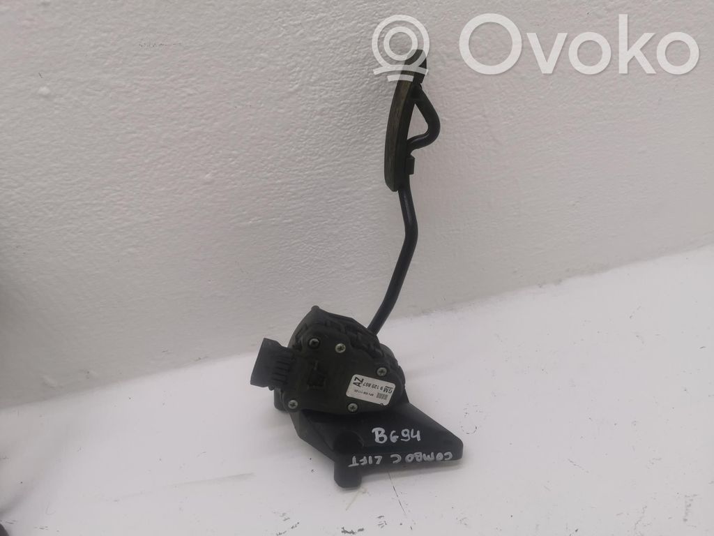 Opel Combo C Accelerator throttle pedal 