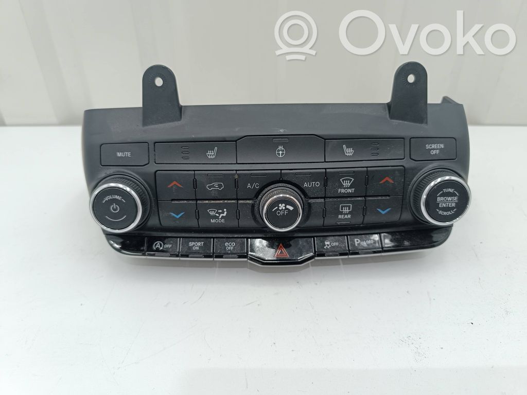Climate control unit   1703647802,P68465668AB