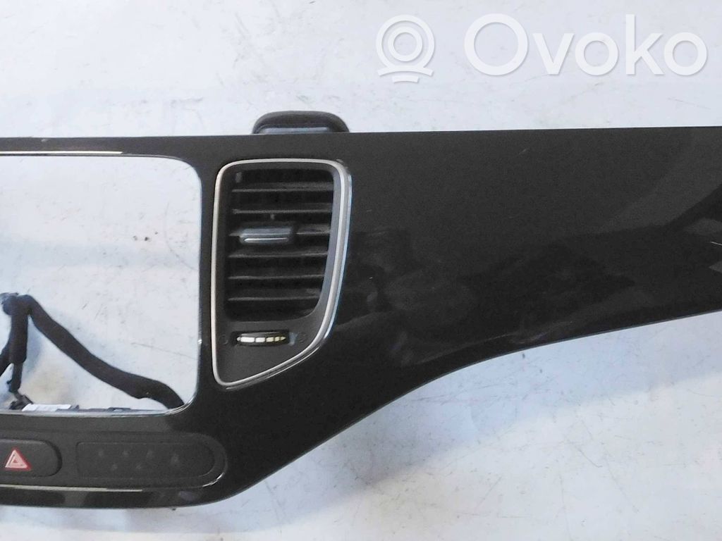 KIA Carens III Ramka deski rozdzielczej 