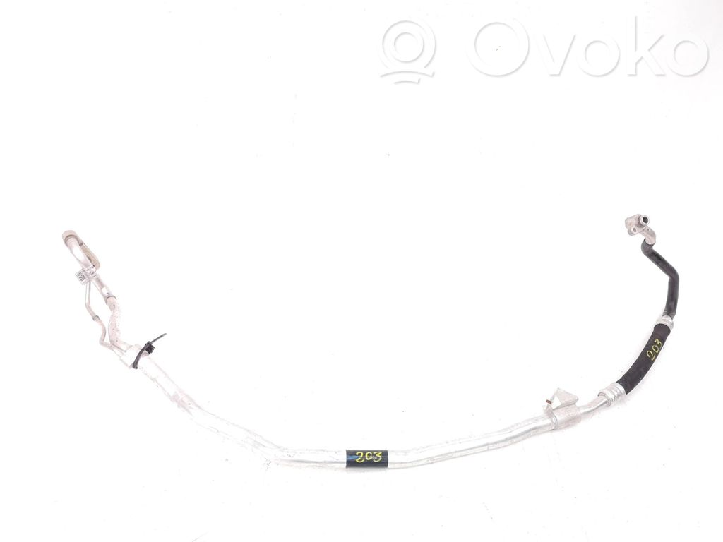 Audi A8 S8 D5 Ilmastointilaitteen putki (A/C) 