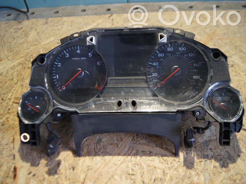 Audi A8 S8 D3 4E Speedometer (instrument cluster) 