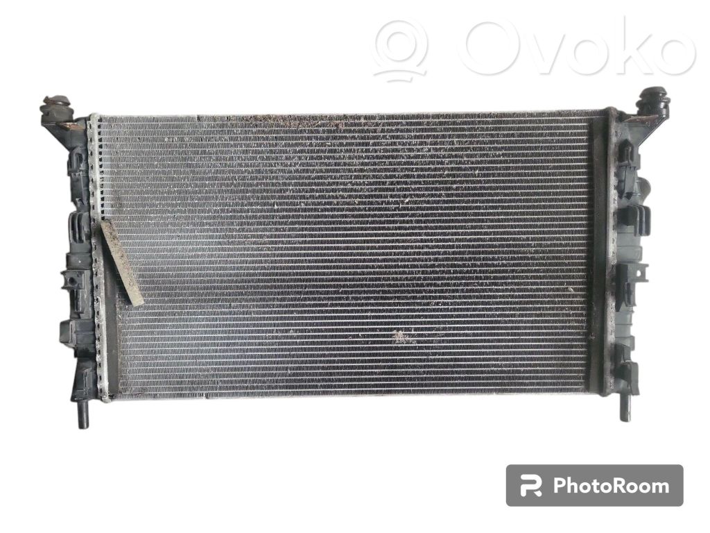 Ford Focus C-MAX Coolant radiator 
