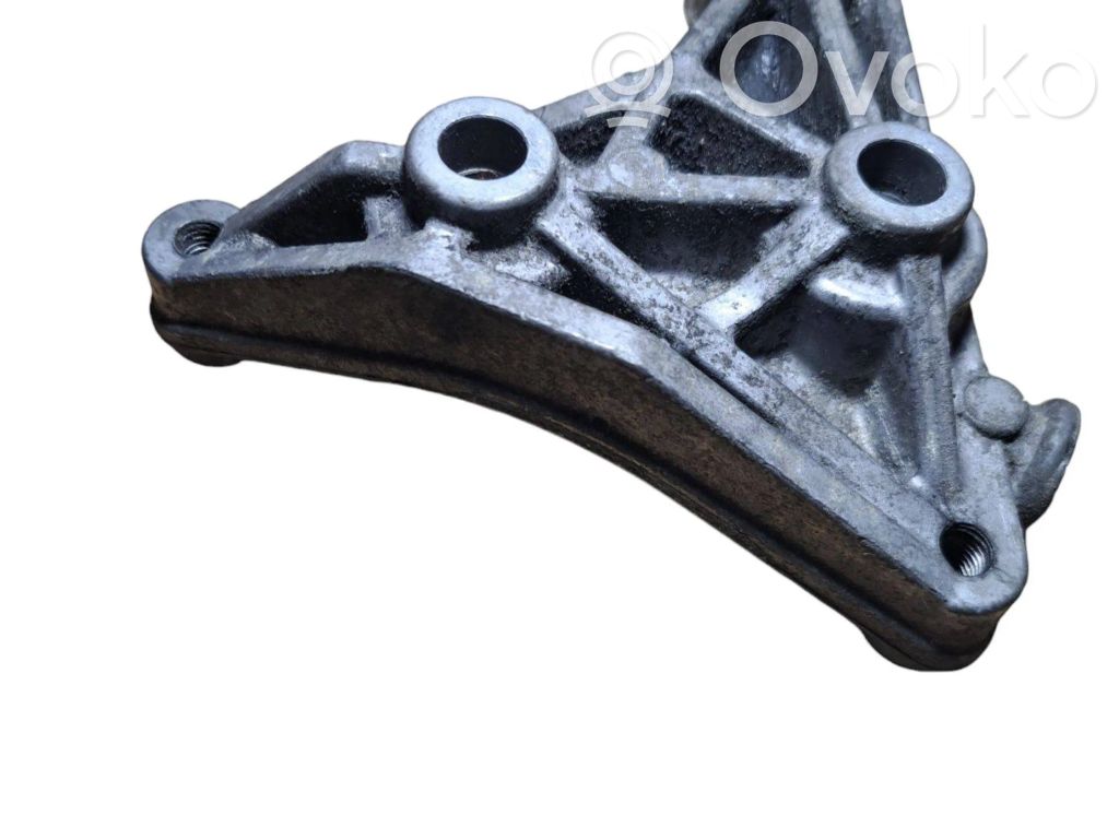 Opel Astra H A/C compressor mount bracket 