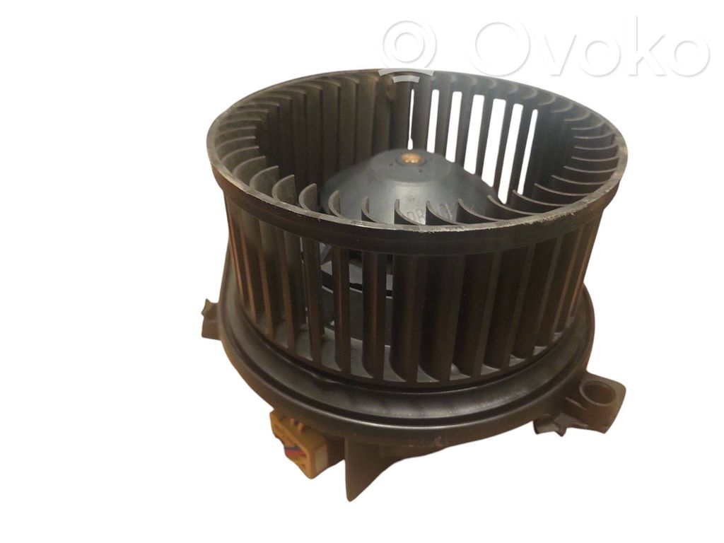 Audi A4 S4 B7 8E 8H Mazā radiatora ventilators 