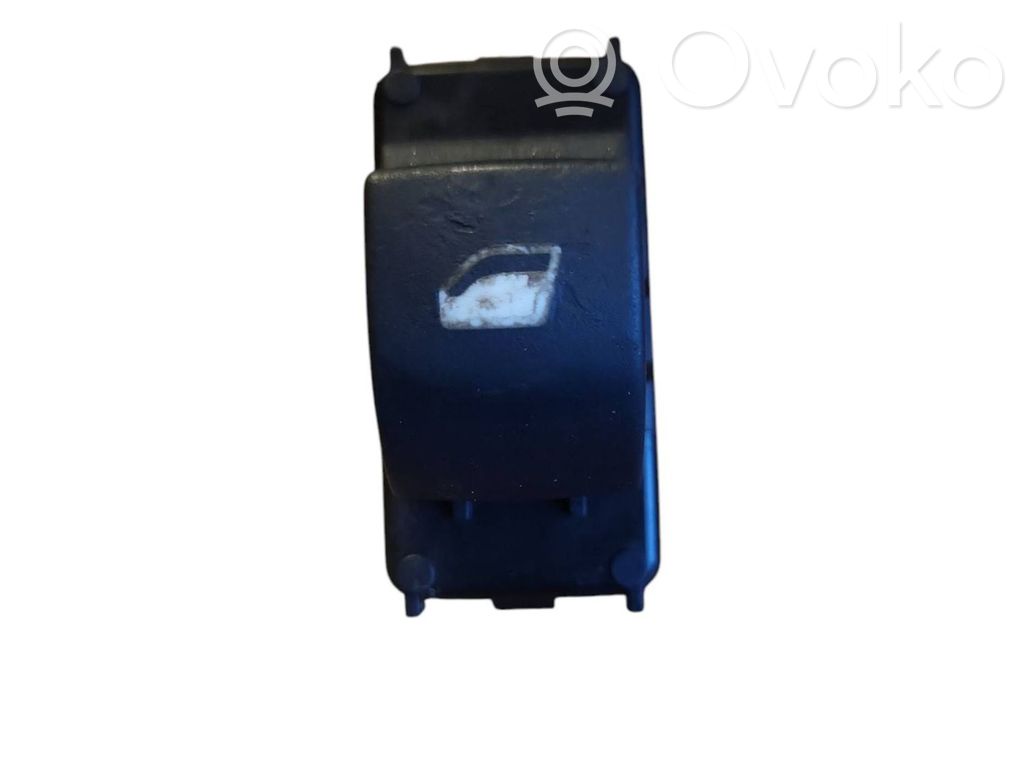Citroen Berlingo Electric window control switch 