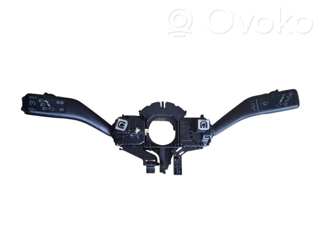 Volkswagen Golf VI Commodo, commande essuie-glace/phare 