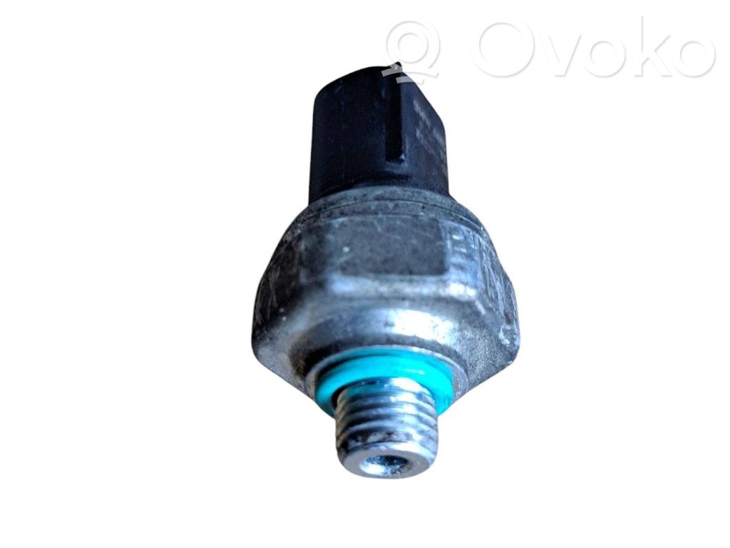 BMW 1 E81 E87 Air conditioning (A/C) pressure sensor 