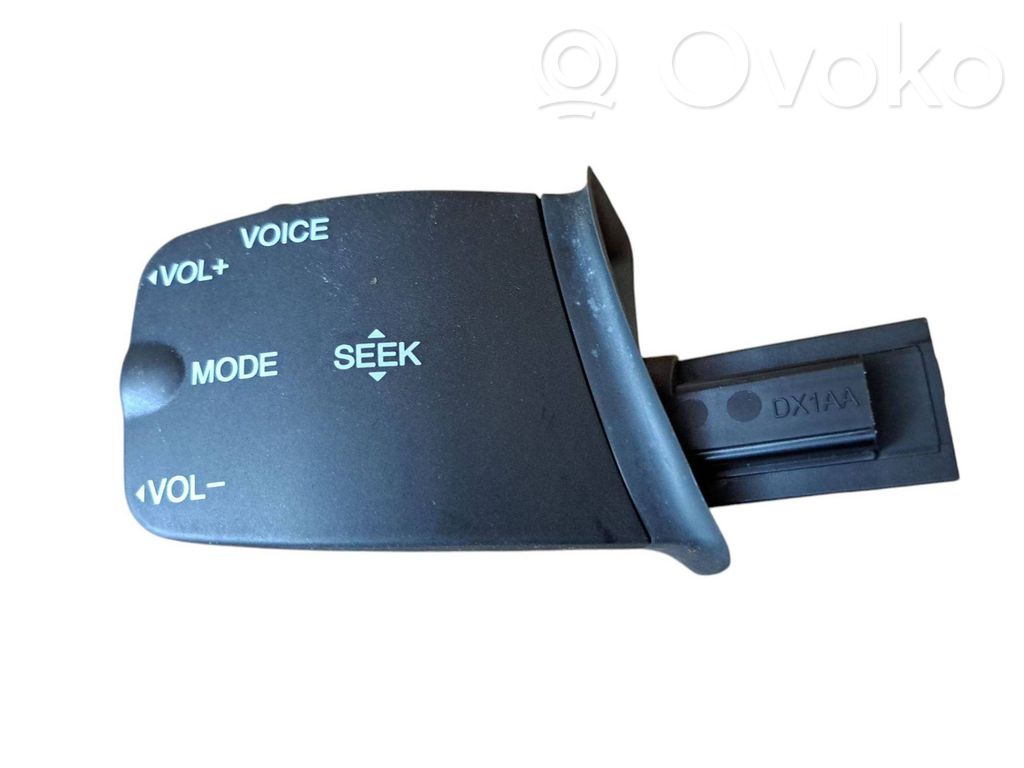 Multifunctional control switch/knob   3M5T14K147BE