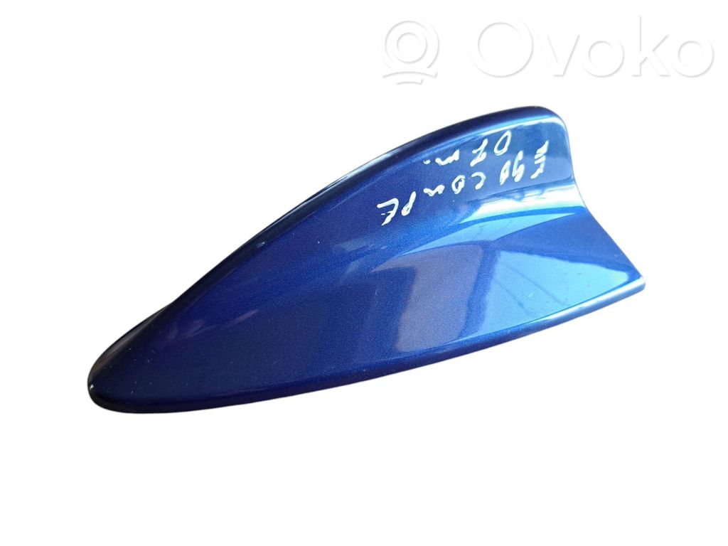 BMW 3 E92 E93 Stogo (GPS) antenos dangtelis 