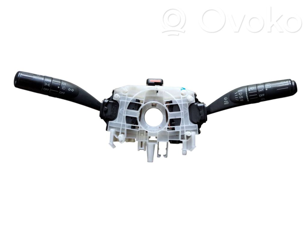 Subaru Legacy Commodo, commande essuie-glace/phare 