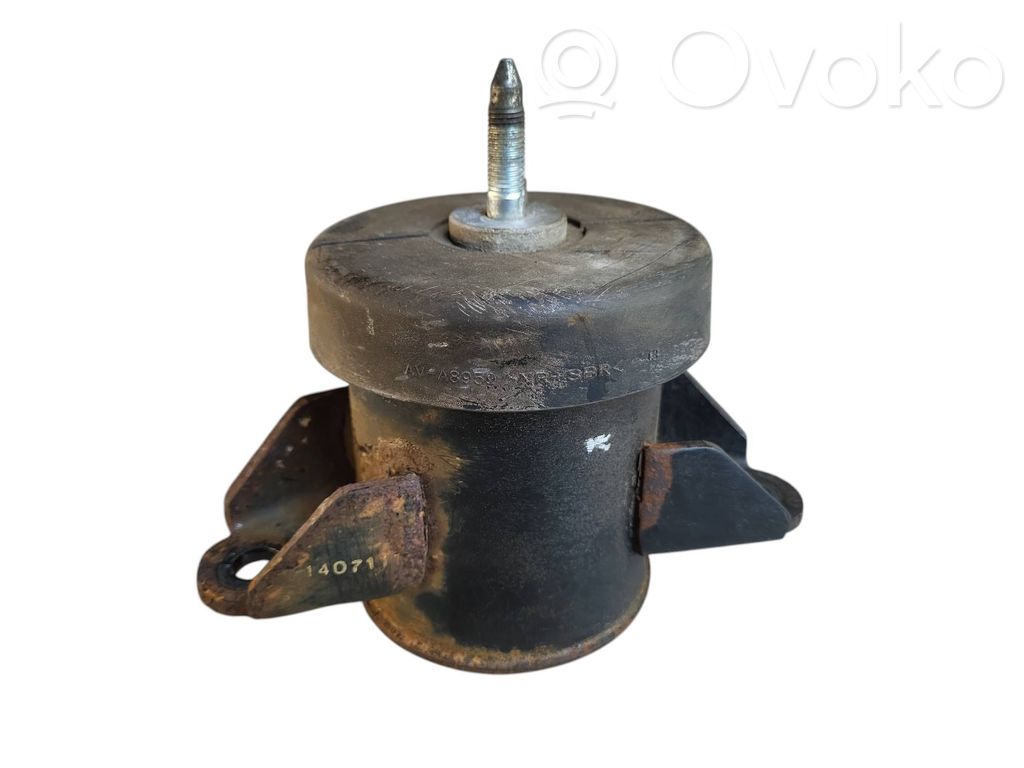 Engine mount bracket   140711