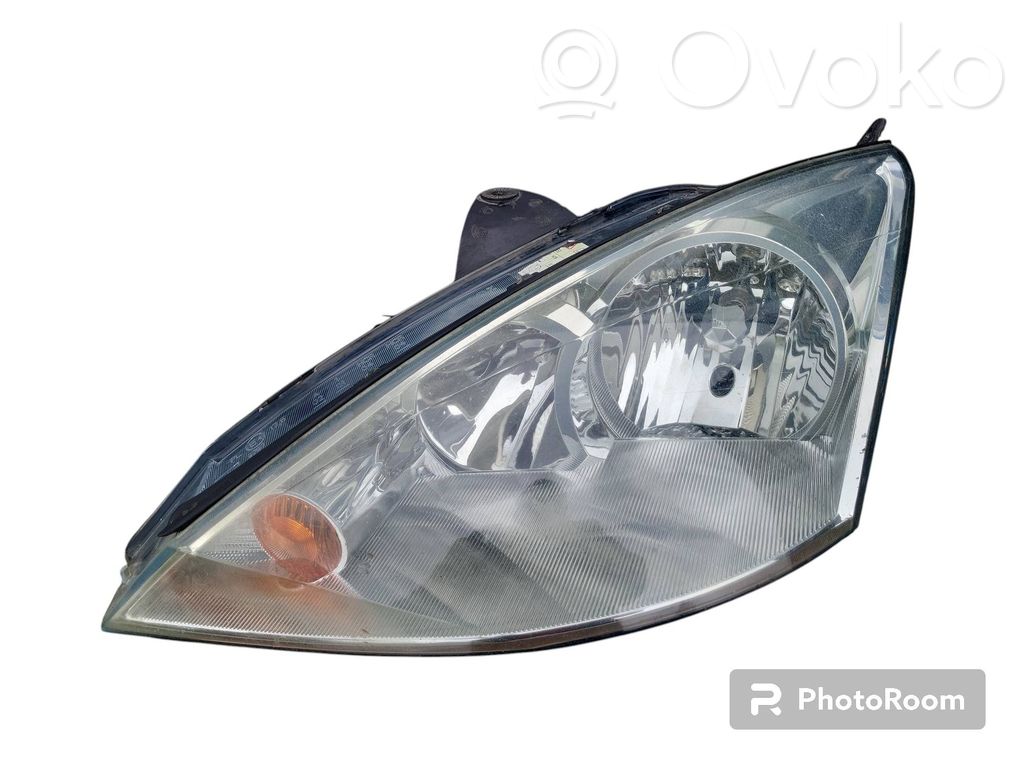 Ford Focus Headlight/headlamp 