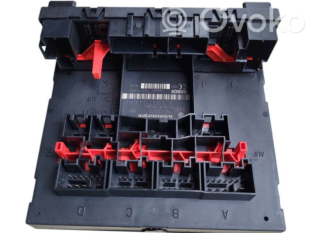 Volkswagen Touran I Comfort/convenience module 