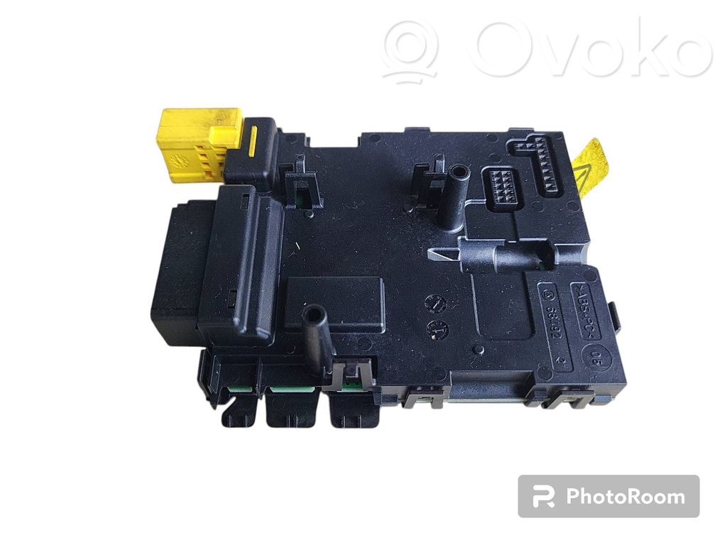 Volkswagen PASSAT B6 Steering angle sensor 