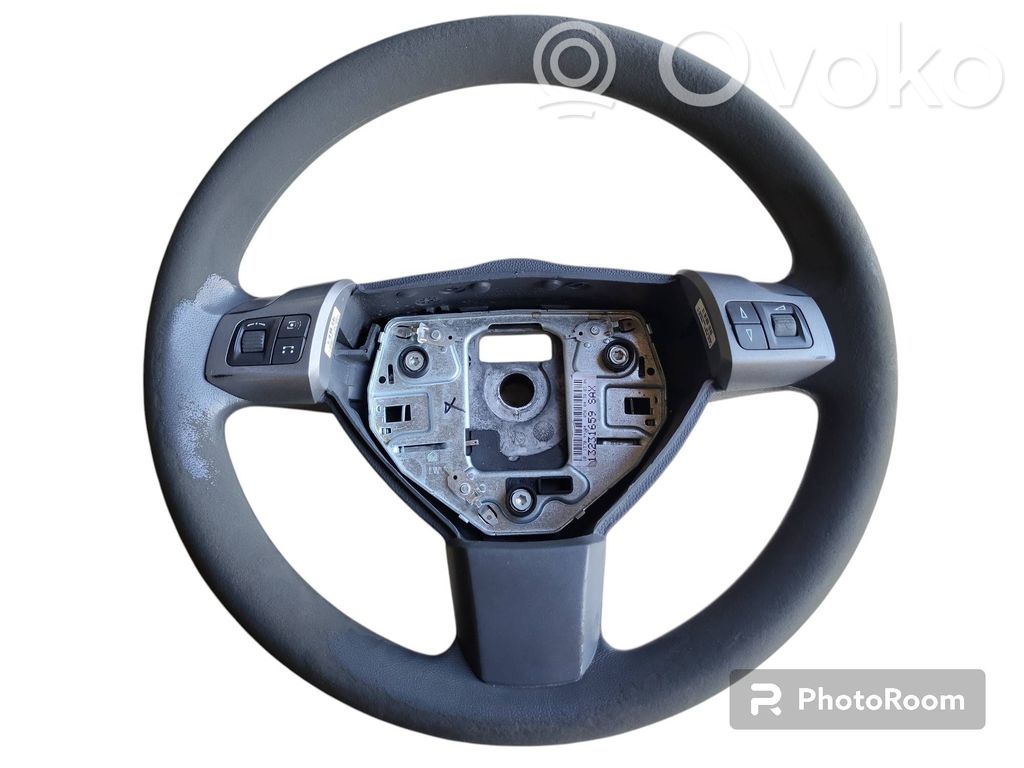 Opel Zafira B Ohjauspyörä 