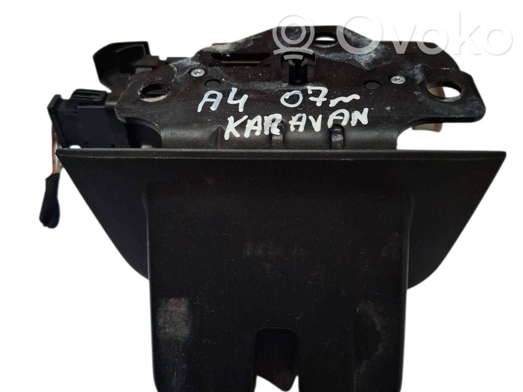 Audi A4 S4 B7 8E 8H Zamek klapy tylnej / bagażnika 