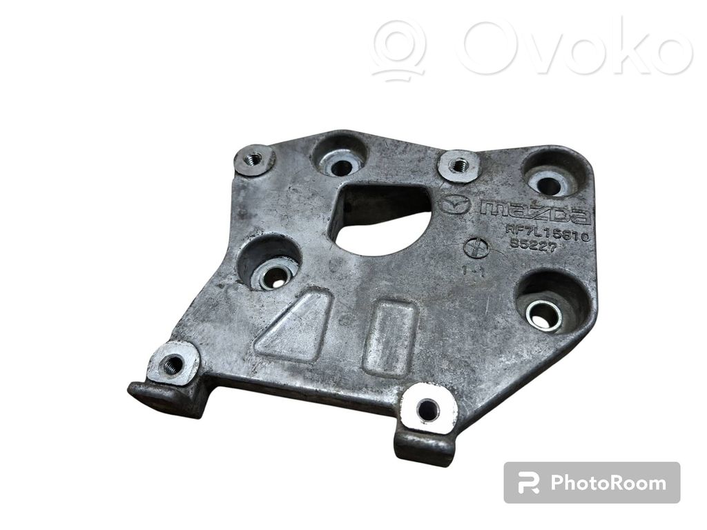 Mazda 6 Engine mounting bracket 