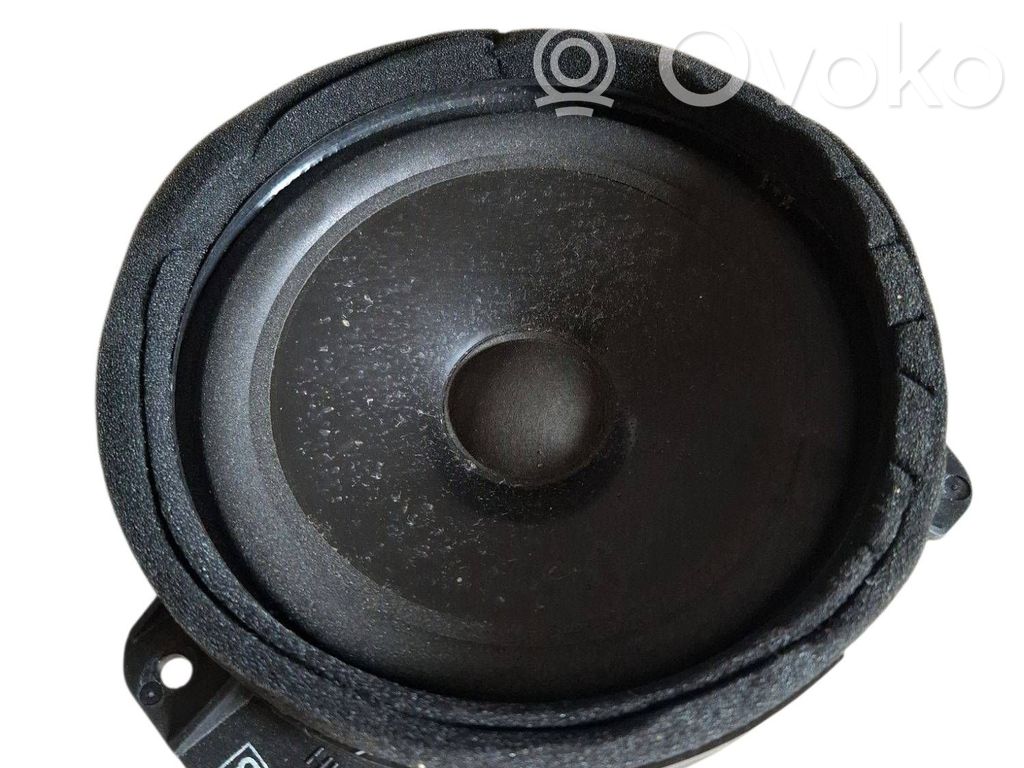 Subaru Forester SH Altavoz de la puerta delantera 