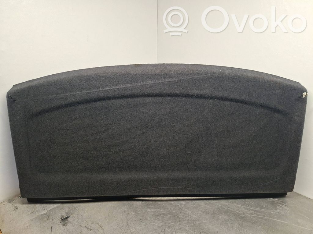 Volkswagen Golf VI Hattuhylly 