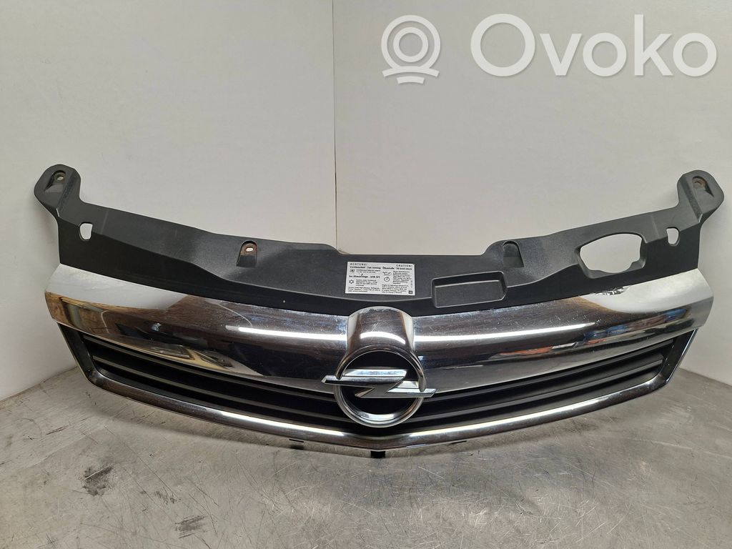 Opel Astra H Grilă față 