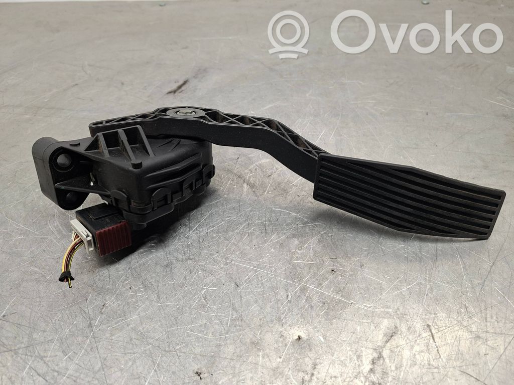 Opel Astra H Accelerator throttle pedal 