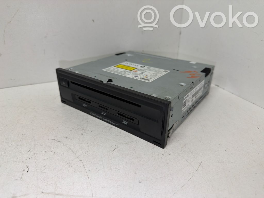 Volkswagen Touareg II Panel / Radioodtwarzacz CD/DVD/GPS 