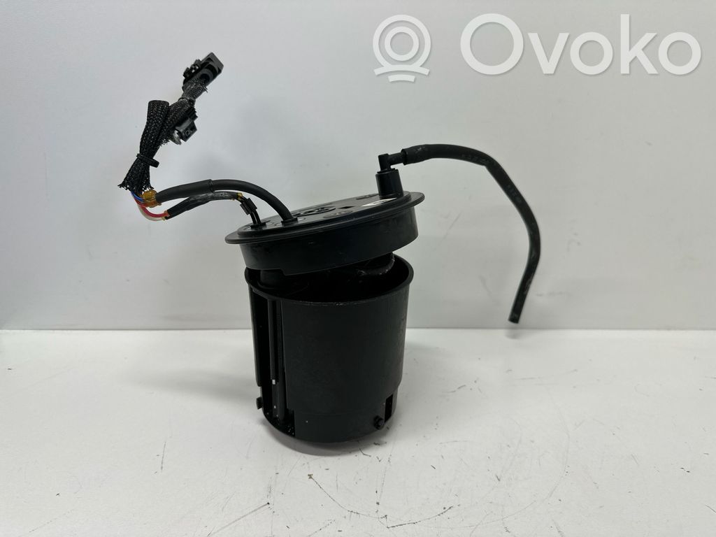 Volkswagen Touareg II Adblue fluid level sensor 