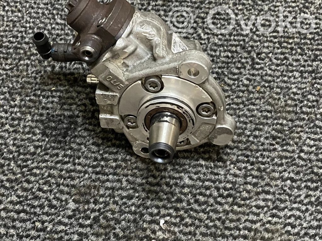 BMW 5 F10 F11 Pompa wtryskowa wysokiego ciśnienia 