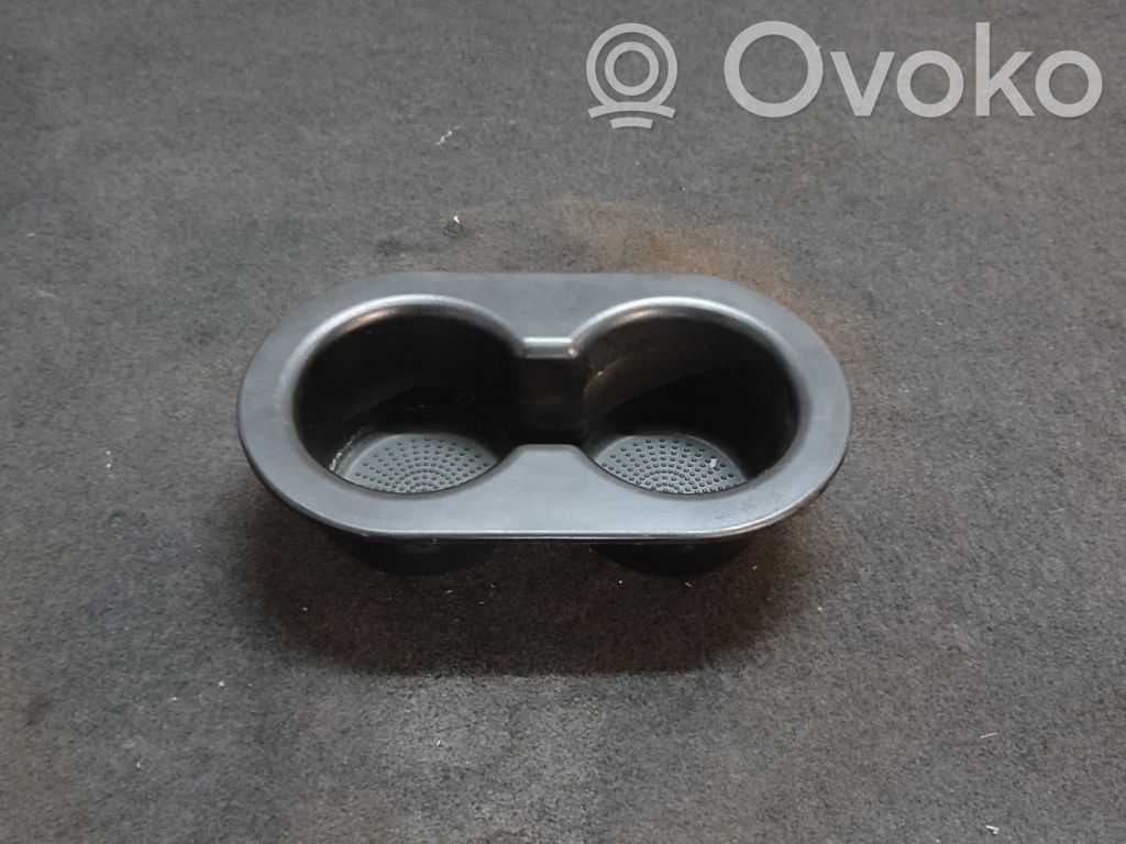 Dodge RAM 1500 DS Cup holder 