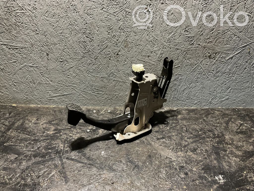 Audi A3 S3 8P Bremspedal 