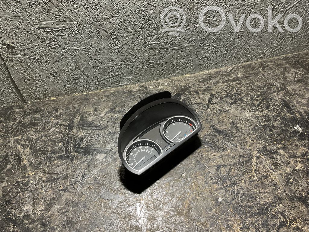 BMW X3 E83 Speedometer (instrument cluster) 