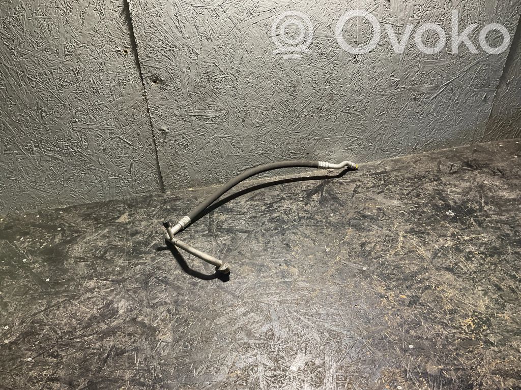 BMW 5 GT F07 Ilmastointilaitteen putki (A/C) 