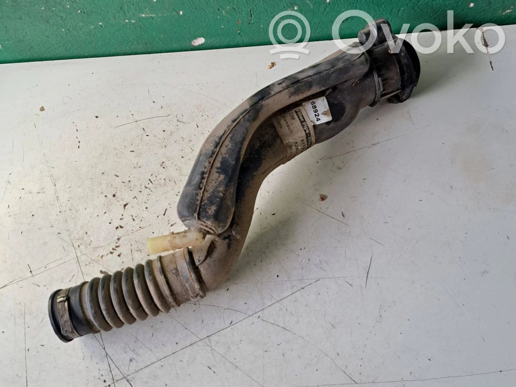 Nissan Primastar Degalų bako užpylimo vamzdis 