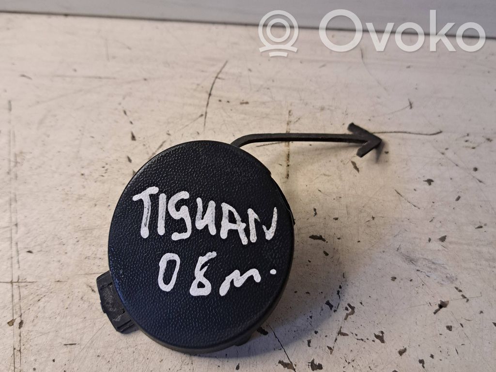 Volkswagen Tiguan Vilkšanas āķa vāciņš bamperī 