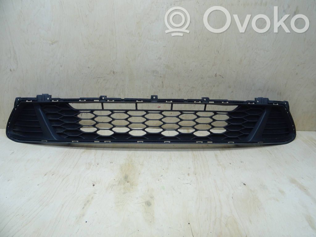 KIA Ceed Front bumper lower grill 