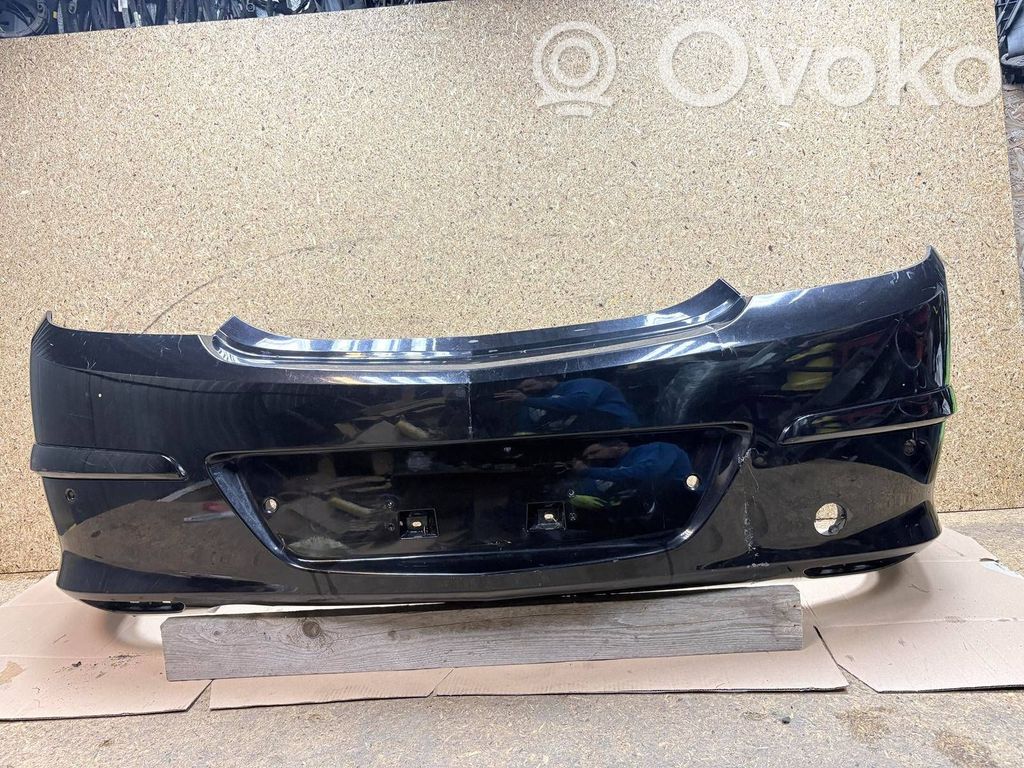 Opel Astra H Zderzak tylny 