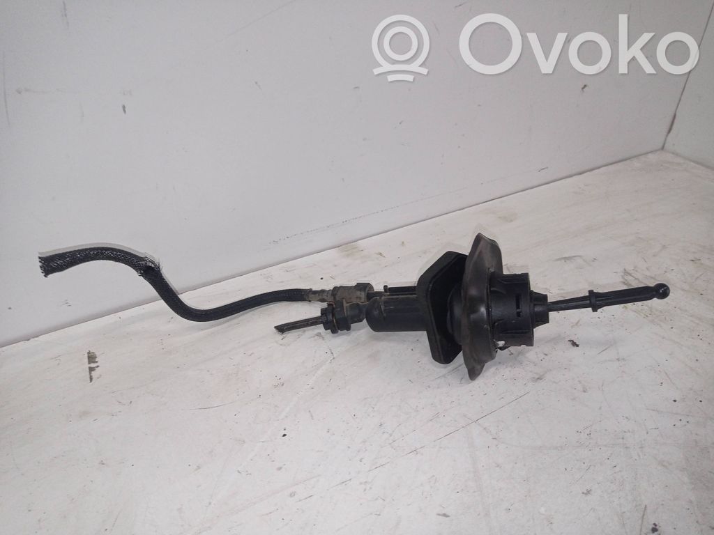 Mazda 3 I Cilindro maestro de embrague 