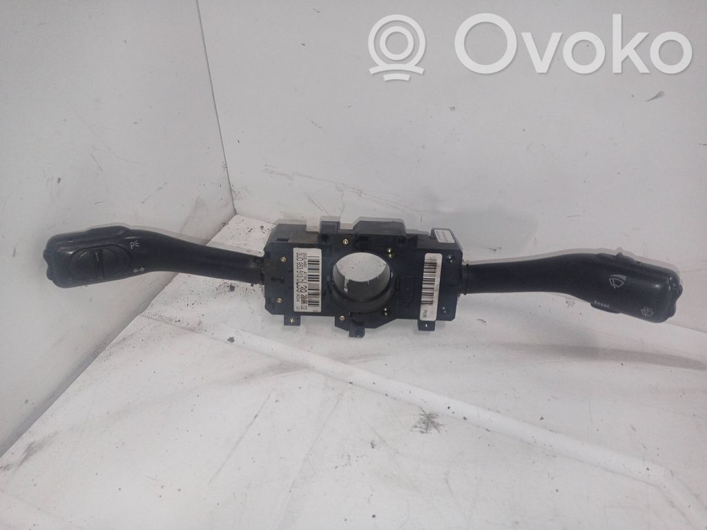 Skoda Superb B5 (3U) Interruptor/palanca de limpiador de luz de giro 