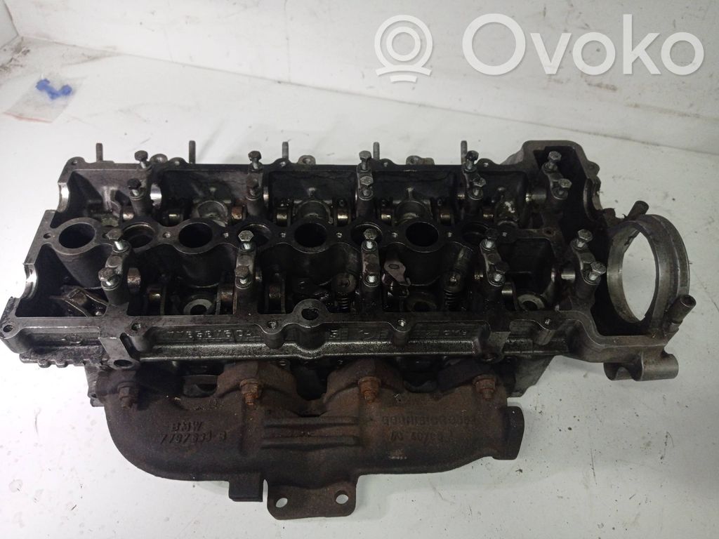 Engine head   7785876