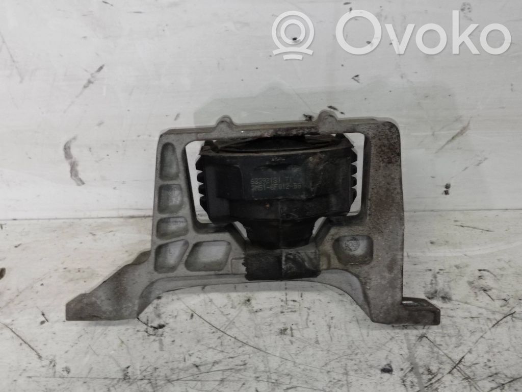 Ford Focus Engine mount bracket 