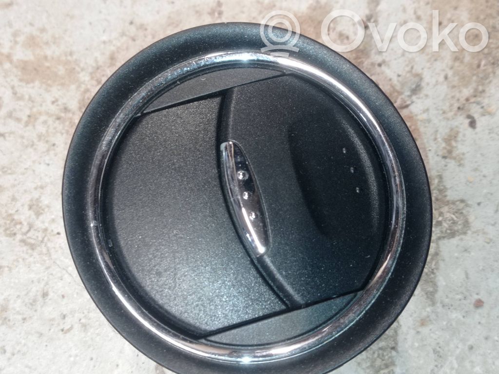 Ford Mondeo MK IV Dysze / Kratki środkowego nawiewu deski rozdzielczej 
