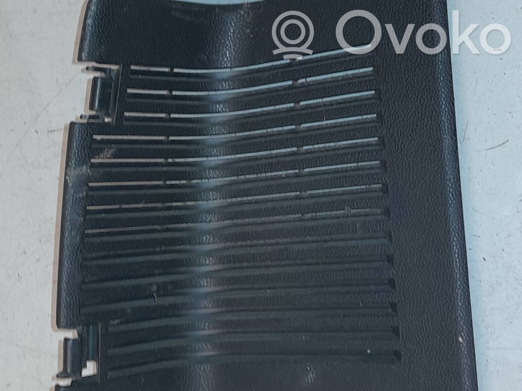 Opel Astra H Capac plastic hayon 