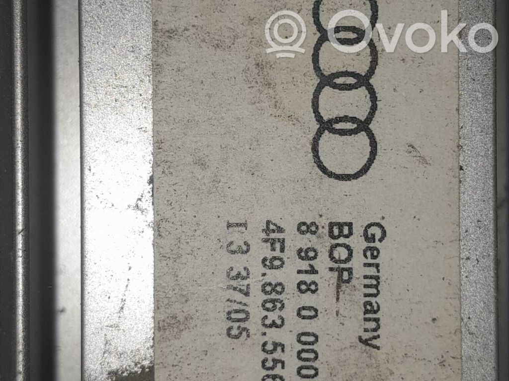Audi A6 S6 C6 4F Inne elementy wykończenia bagażnika 