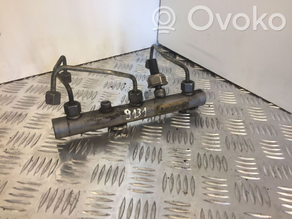 Audi A6 S6 C6 4F Kraftstoffverteiler Einspritzleiste Verteilerrohr 