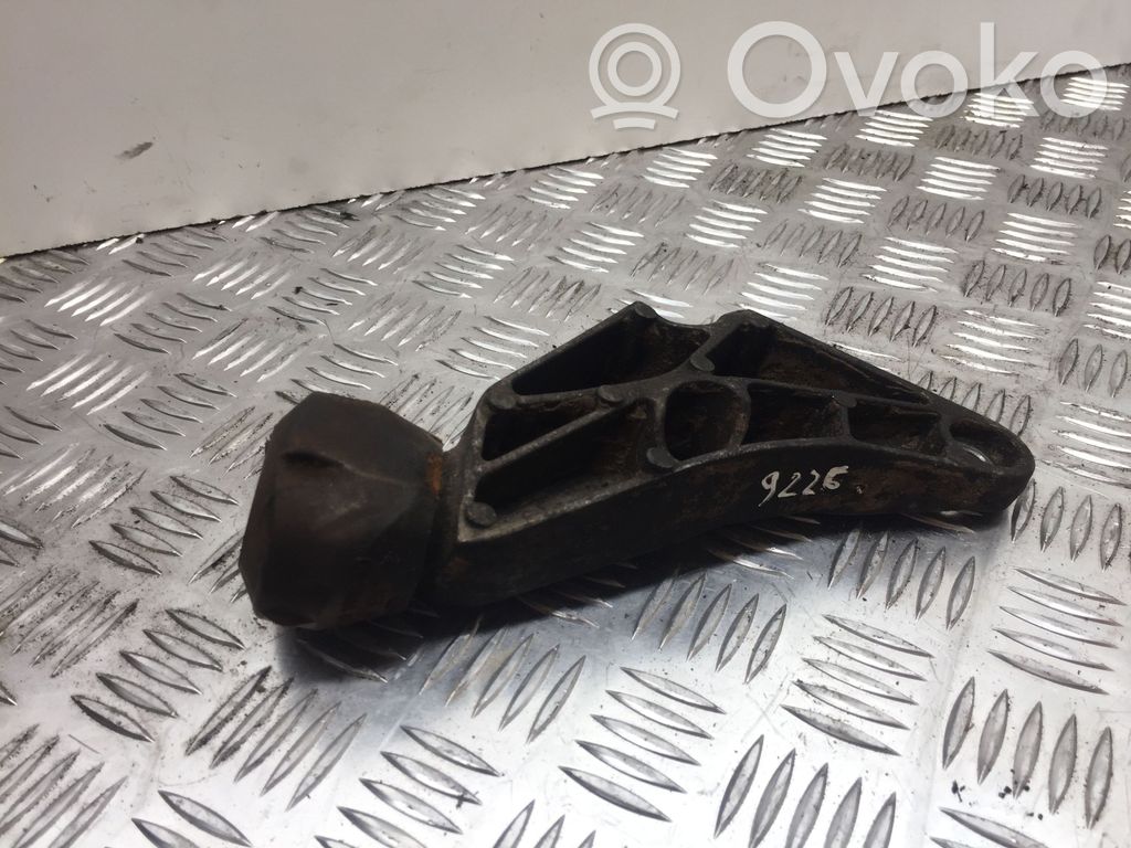 Audi A6 S6 C6 4F Engine mounting bracket 